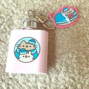 Pusheen Keychain Flask